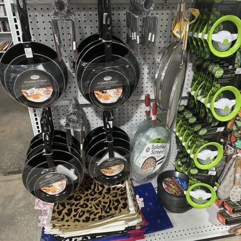 Goodwill - Thrift Stores Near Me - Saint Petersburg, Florida