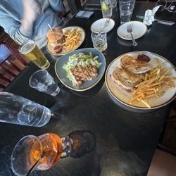 Aperol, Ruben, Mulleady's Burger and house salad.