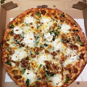 Utica Pie Co. - Albany St Pizza - Pizza Near Me - White Plains, New York
