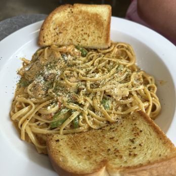 Goody Boy Diner - Blackened Chicken Linguine - Diners Near Me - Columbus, Ohio