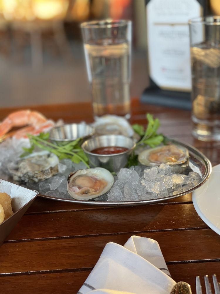 Louie's Prime Steak & Seafood