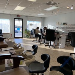 Elaine's Nail Spa - View from chair