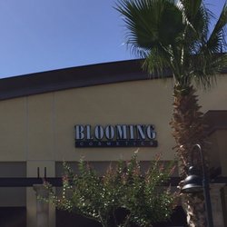 Blooming Cosmetics - Blooming Cosmetics has their own parking spaces for 20 mins