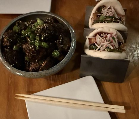 Boru Noodle Bar by null