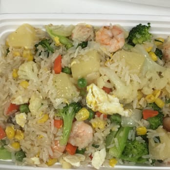 Twin Lin's Garden - that is pineapple fried rice not show on the menu - Chinese Near Me - Brooklyn, New York Twin Lin's Garden - that is pineapple fried rice not show on the menu - Chinese Near Me - Brooklyn, New York