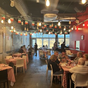 NAPOLI’S ITALIAN RESTAURANT - Updated August 2025 - 34 Photos & 22 ...