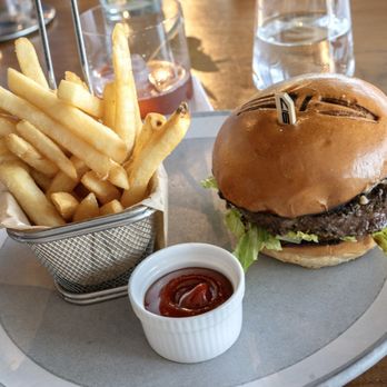 Restaurant 917 - 917 Burger. - New American Near Me - Carson, California