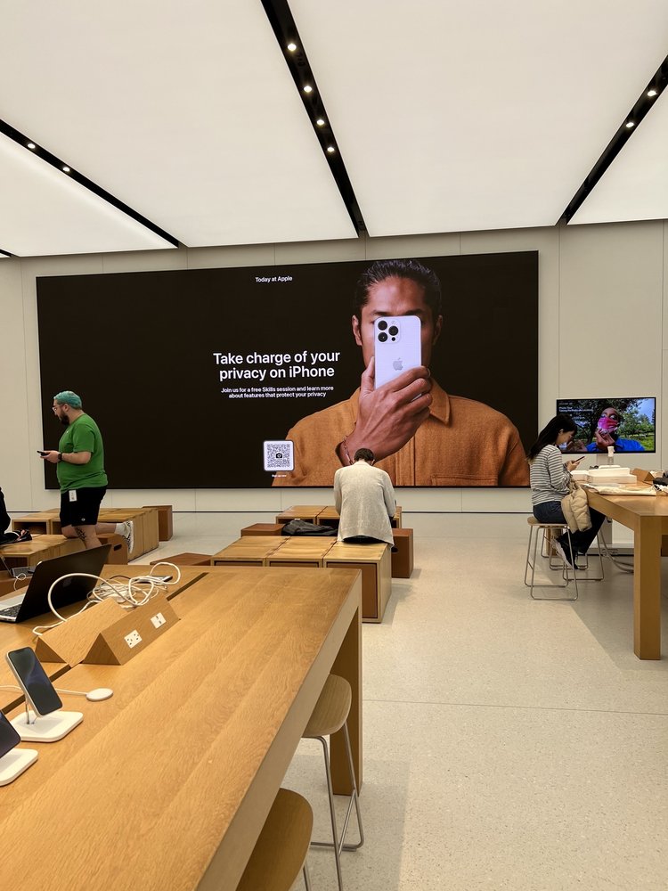 APPLE UTC 148 Photos & 590 Reviews 4305 La Jolla Village Dr, San