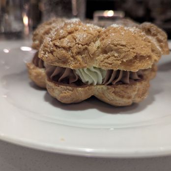 Annette - Paris-brest - Wine Bars Near Me - Aurora, Colorado