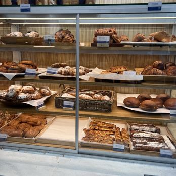 Paris Baguette - Bakeries Near Me - Brooklyn, New York