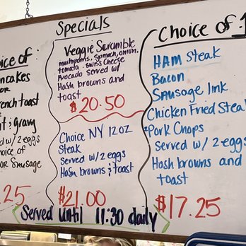 Pete's Place - Specials - Burgers Near Me - Oakhurst, California Pete's Place - Specials - Burgers Near Me - Oakhurst, California