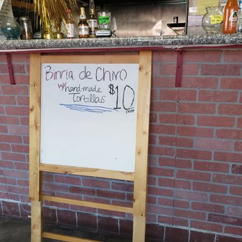 Chicho's Tacos - Handmade tortillas!?!!? What?! - Mexican Near Me - San Bernardino, California Chicho's Tacos - Handmade tortillas!?!!? What?! - Mexican Near Me - San Bernardino, California