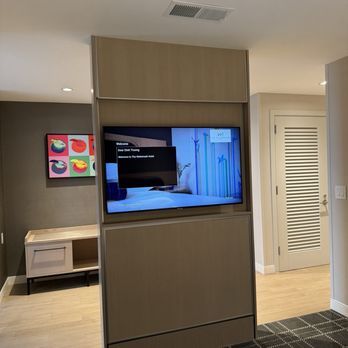 The Watermark Hotel - Bedroom - Hotels Near Me - Tysons, Virginia The Watermark Hotel - Bedroom - Hotels Near Me - Tysons, Virginia
