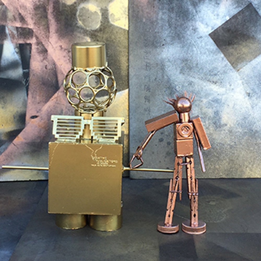 Robots. The pieces you will find!