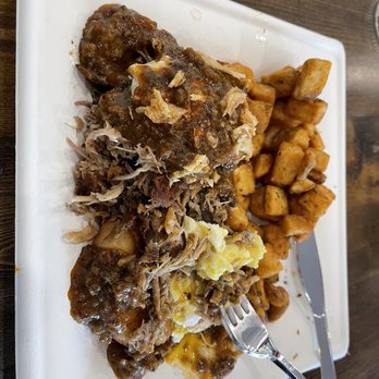 Cafe Destin - The red eye with potatoes - Cafes Near Me - Destin, Florida