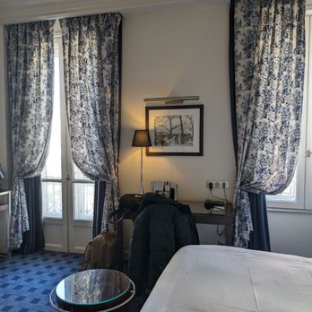 Le Royal - Hotels Near Me - Lyon, 69