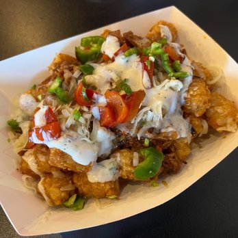 Mountain Melt - Piggy Tots - Food Trucks Near Me - Silverthorne, Colorado Mountain Melt - Piggy Tots - Food Trucks Near Me - Silverthorne, Colorado