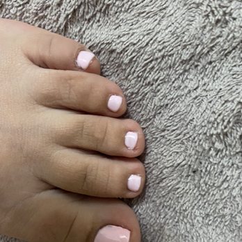 Blooming Nail Bar - Nail Salons Near Me - Burbank, California