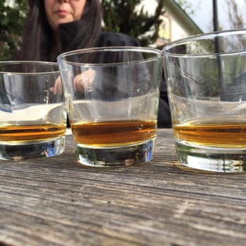 The Pub Course - Flight of whisky - Pubs Near Me - Troutdale, Oregon The Pub Course - Flight of whisky - Pubs Near Me - Troutdale, Oregon