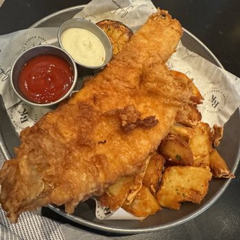 Ramsay's Kitchen - Fish and chips. Haddock. Nothing to write home about - Chicken Wings Near Me - Oklahoma City, Oklahoma Ramsay's Kitchen - Fish and chips. Haddock. Nothing to write home about - Chicken Wings Near Me - Oklahoma City, Oklahoma