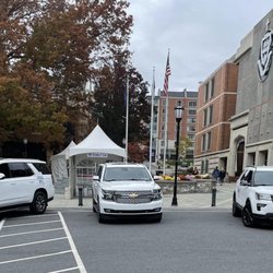 Signature Limo & Car Service