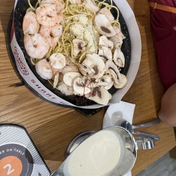 Pepper Lunch - Cream Shrimp w/ mushrooms - Teppanyaki Near Me - Honolulu, Hawaii Pepper Lunch - Cream Shrimp w/ mushrooms - Teppanyaki Near Me - Honolulu, Hawaii