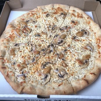 Dave & Mel's Pizzeria - North Shore Forager - Pizza Near Me - North Vancouver, British Columbia