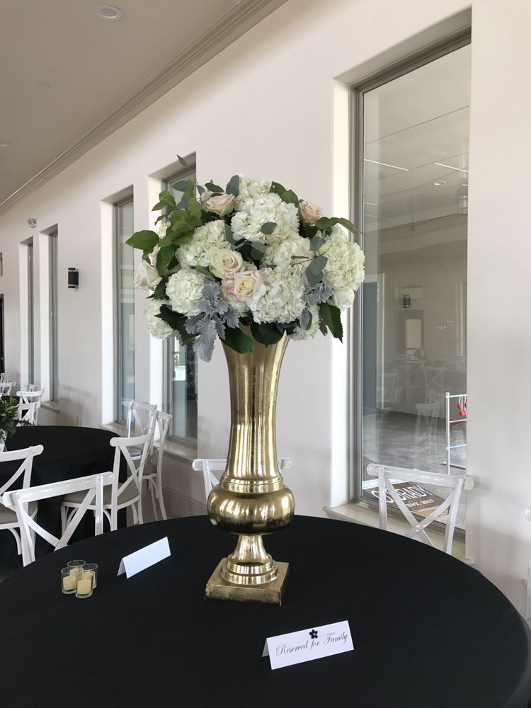 FLOWERS ON THE MOUND Updated October 2024 40 Photos & 26 Reviews