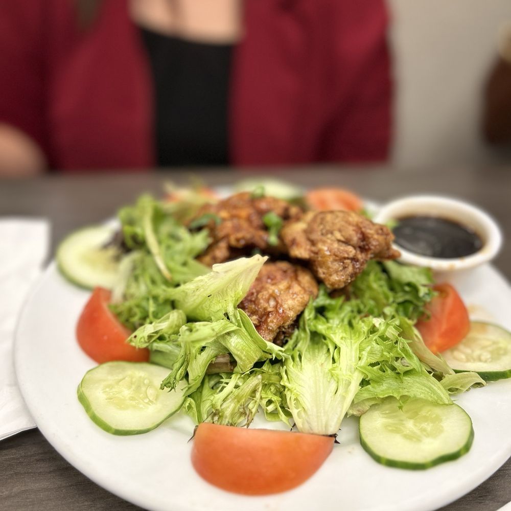 Zippy's Nimitz - Korean Fried Chicken Salad - Diners Near Me - Honolulu, Hawaii Zippy's Nimitz - Korean Fried Chicken Salad - Diners Near Me - Honolulu, Hawaii