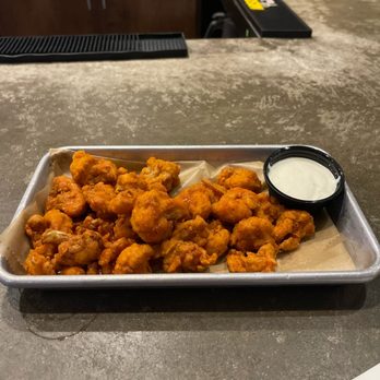 Urban Bar & Kitchen - Buffalo Cauli Flower Wings - American Near Me - Tuscaloosa, Alabama Urban Bar & Kitchen - Buffalo Cauli Flower Wings - American Near Me - Tuscaloosa, Alabama