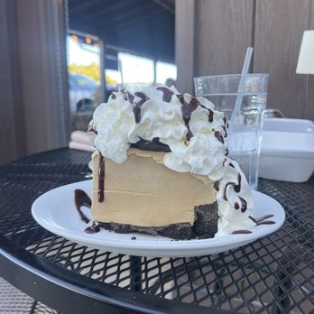 Loading Chute - Dessert Mud Pie - American Near Me - Creston, California Loading Chute - Dessert Mud Pie - American Near Me - Creston, California