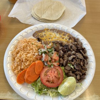 Villa's Mexican Food - Carnitas Plate - Mexican Near Me - Merced, California Villa's Mexican Food - Carnitas Plate - Mexican Near Me - Merced, California