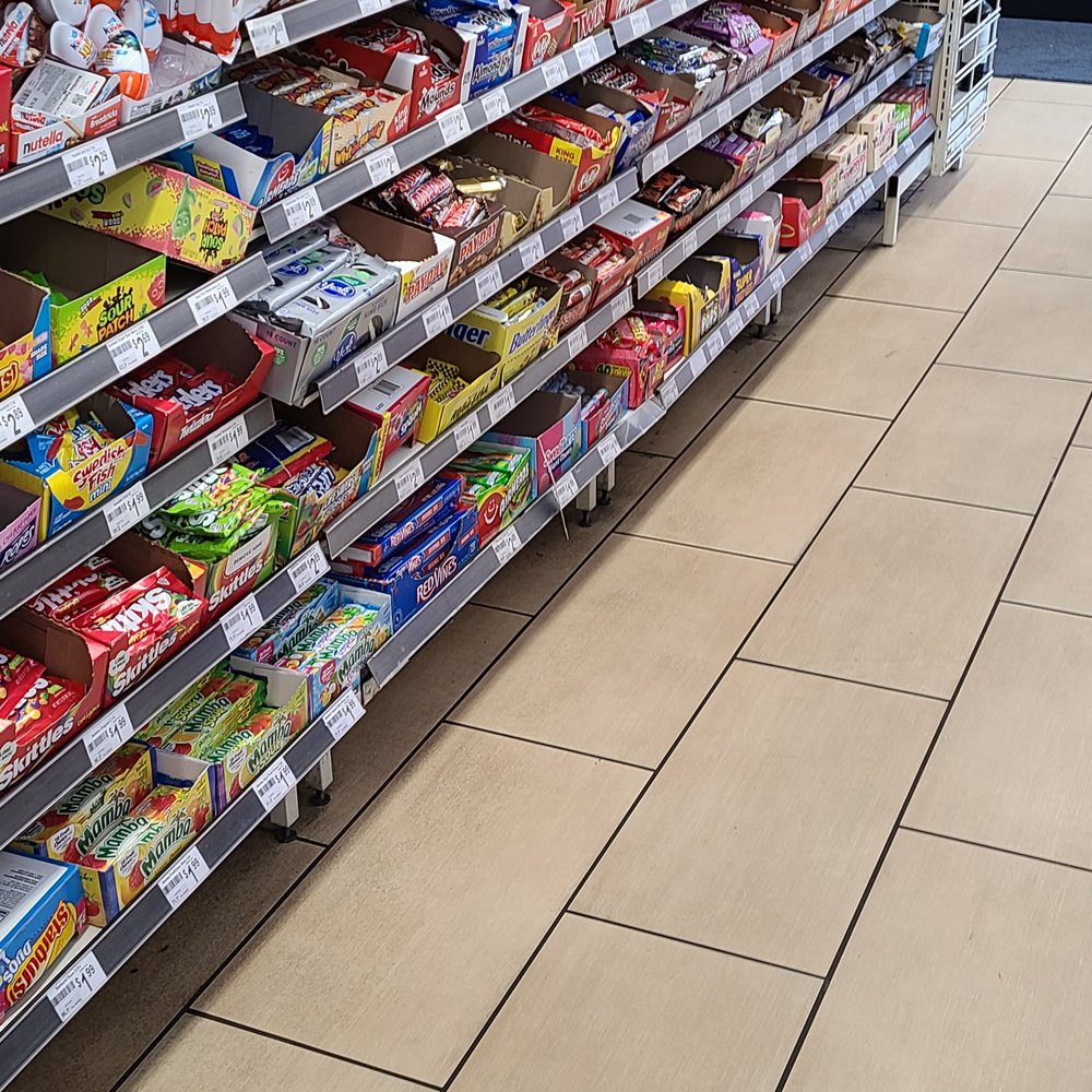 7-Eleven - Candy - Convenience Stores Near Me - Santa Barbara, California