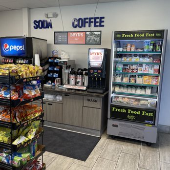 Valero - Clean - Gas Stations Near Me - Selma, California