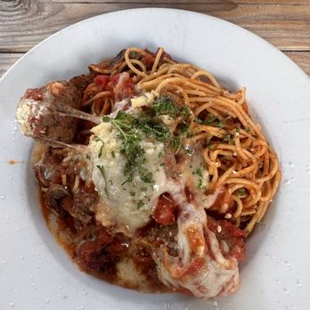 Kula Bistro - Meatballs with spaghetti - Italian Near Me - Kula, Hawaii