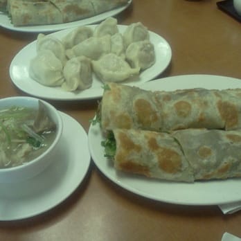 101 Noodle Express - beef roll, dumplings, small bowl of lamb soup - Chinese Near Me - Alhambra, California 101 Noodle Express - beef roll, dumplings, small bowl of lamb soup - Chinese Near Me - Alhambra, California