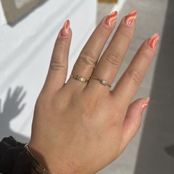 T & T Nails