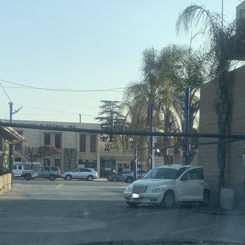 Burbank Express Car Wash - Vacuums to the right, you have to turn the knob to start them - Car Wash Near Me - Burbank, California Burbank Express Car Wash - Vacuums to the right, you have to turn the knob to start them - Car Wash Near Me - Burbank, California