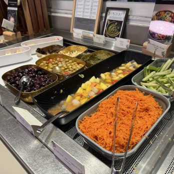 The Canopy Lounge - Salad bar - Airport Lounges Near Me - Nice, 06 The Canopy Lounge - Salad bar - Airport Lounges Near Me - Nice, 06