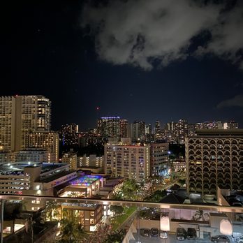 SKY Waikiki - Seafood Near Me - Honolulu, Hawaii