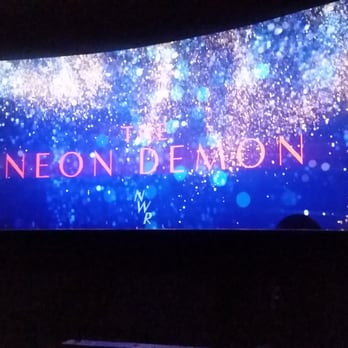 Max Linder Panorama - Yup I took a picture. To be fair we were the only ones there. - Cinema Near Me - Paris, 75 Max Linder Panorama - Yup I took a picture. To be fair we were the only ones there. - Cinema Near Me - Paris, 75