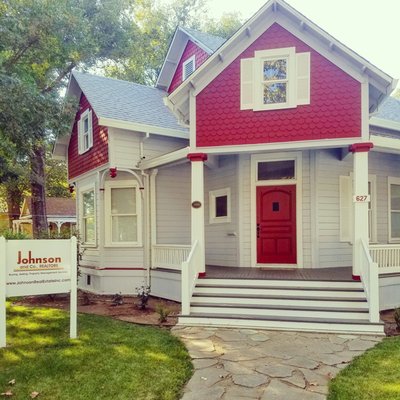 Ric Olstad Roofing Logo