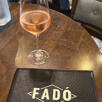 Fado Pub & Kitchen - Rosé - Irish Near Me - Dublin, Ohio