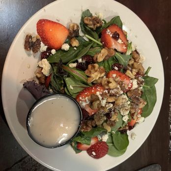 Taphouse 41 - Petit Strawberry Spinach - Burgers Near Me - Sioux Falls, South Dakota Taphouse 41 - Petit Strawberry Spinach - Burgers Near Me - Sioux Falls, South Dakota
