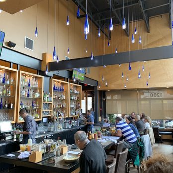 Pacific Catch - Well organized bar!!! - Seafood Near Me - San Francisco, California Pacific Catch - Well organized bar!!! - Seafood Near Me - San Francisco, California