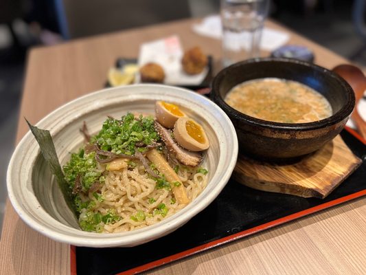 Ramen Isshin Brossard by null