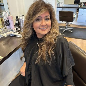 Bassett Salon Solutions - Costa Mesa - My color and extensions! - Cosmetics & Beauty Supply Near Me - Costa Mesa, California