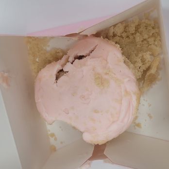 Crumbl - West Village - Bakeries Near Me - New York, New York Crumbl - West Village - Bakeries Near Me - New York, New York