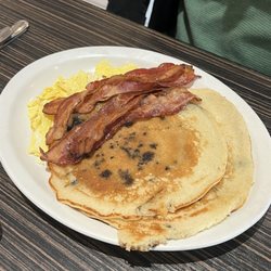 Lake Vu Restaurant - 2 pancakes with bacon and scrambled eggs