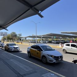 Aeropuerto Mazatlan - Outside